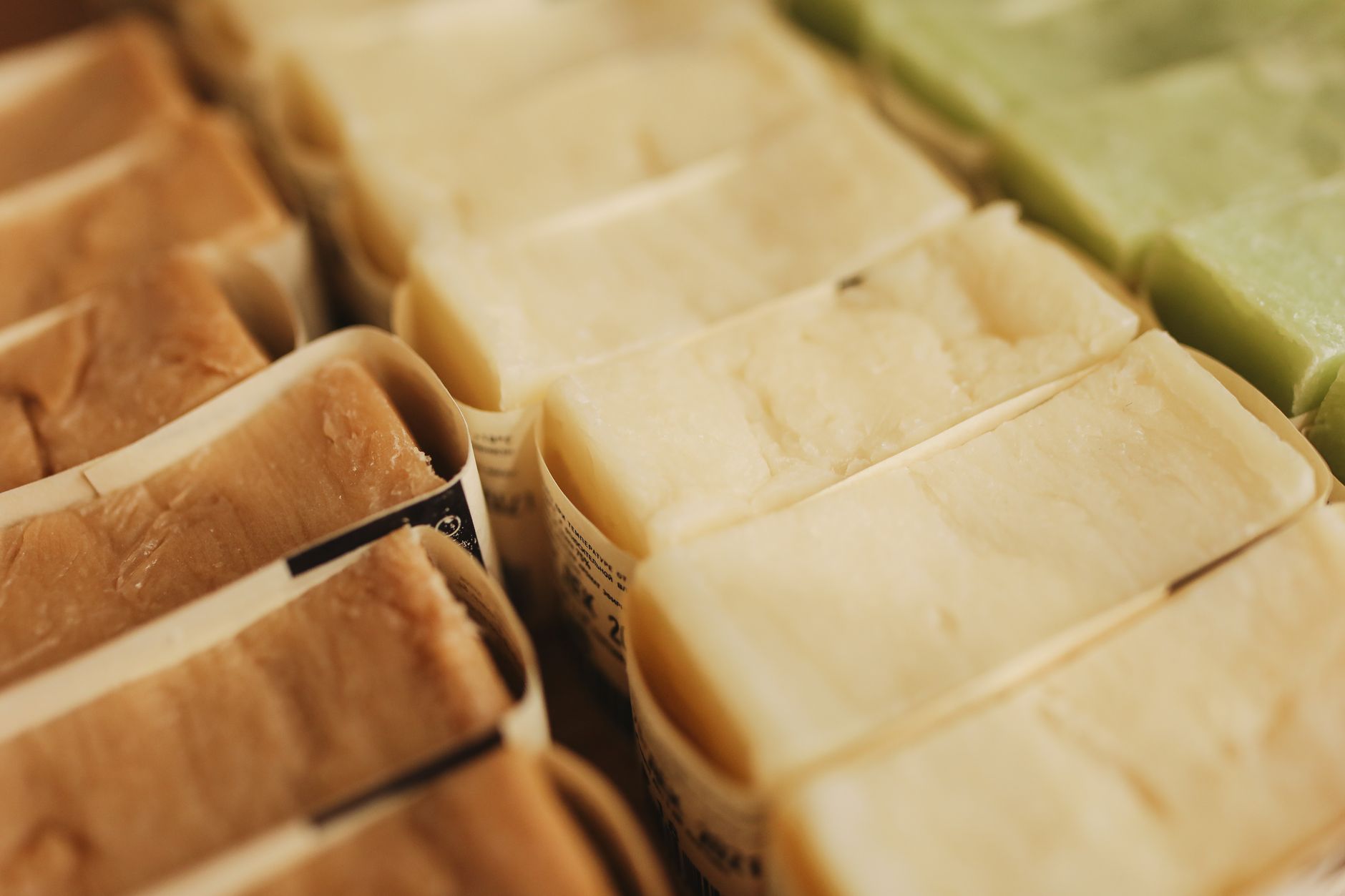 J.R. Liggett’s All-Natural Shampoo Bar Review: A Plastic-Free Classic With a Learning Curve